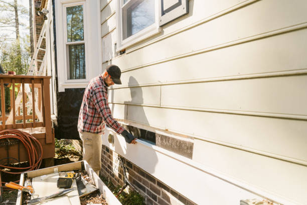 Trusted Vinyl Siding service in Holtsville, NY - Creative Siding